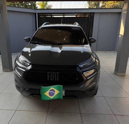 FIAT TORO 2.0 16V TURBO DIESEL ULTRA 4WD AT9 FIAT TORO 2.0 16V TURBO DIESEL ULTRA 4WD AT9